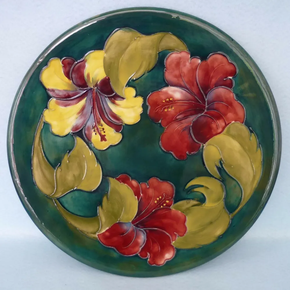 A Moorcroft Plate/Charger (12 inch). Hibiscus Design. Superb Interior Decor Item