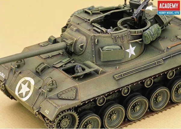 Academy Military 1/35 M18 Hellcat US Tank Kit