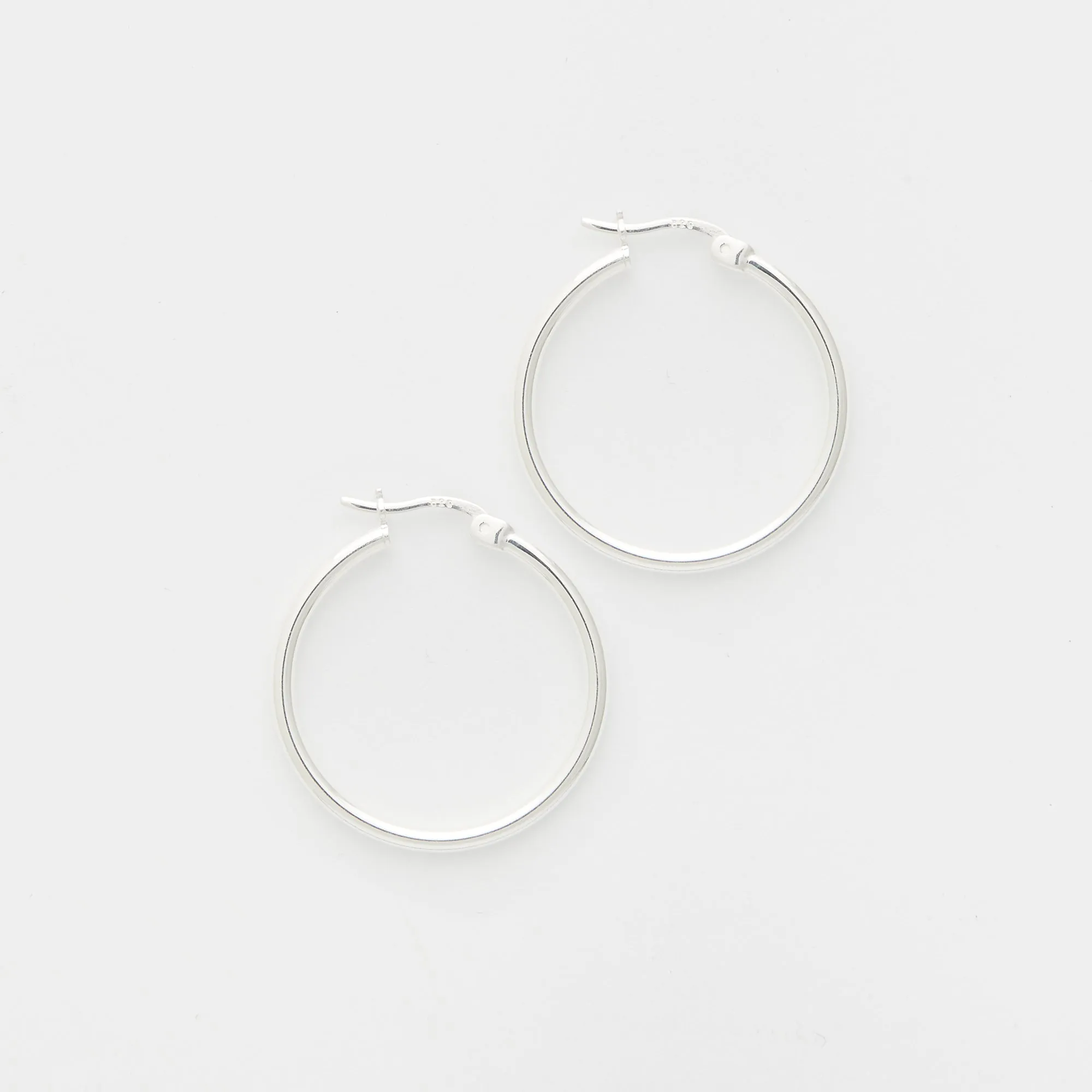 Andrea Hoops in Silver